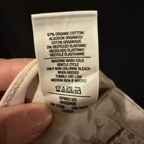 Hudson size 30 Classic Cream Women's Ultra High Rise Flare Jeans - Picture 10 of 10